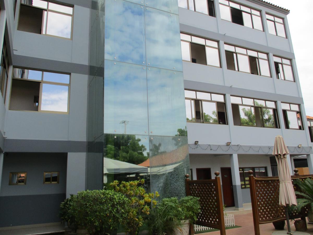 Hotel Patriota Luanda Esterno foto